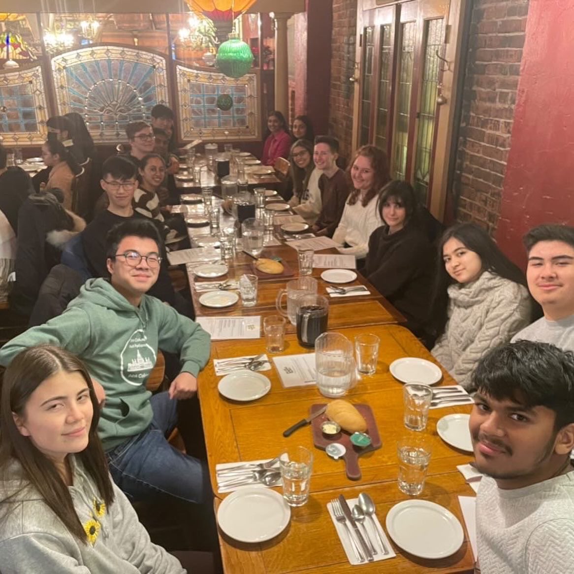 BCYParliament's tweet photo. Our Lower Mainland members gathered for our first in person social of #bcyp94 last Saturday!! It was a lovely start to the 94th year and gave our new and returning members a chance to connect!

#hYPe #BCYP #BCYP94 #youthempowerment #youthparliament #youthpower #youthservingyouth https://t.co/KHXAeyGwCq