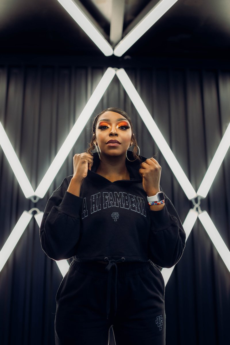 It's okay if you're scared, but please don't let it stop you. You can handle what the week has planned for you. 

God has placed no limits on you. You are GODMADE!

#WakeUpOnMetroFM #AHiFambeni