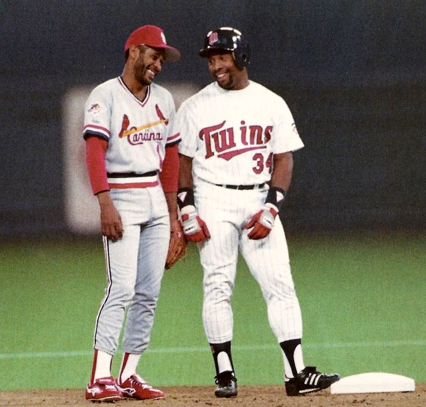 MNTwinsZealot's tweet photo. Kirby and Ozzie Smith during the ‘87 World Series. https://t.co/t241sXLnob