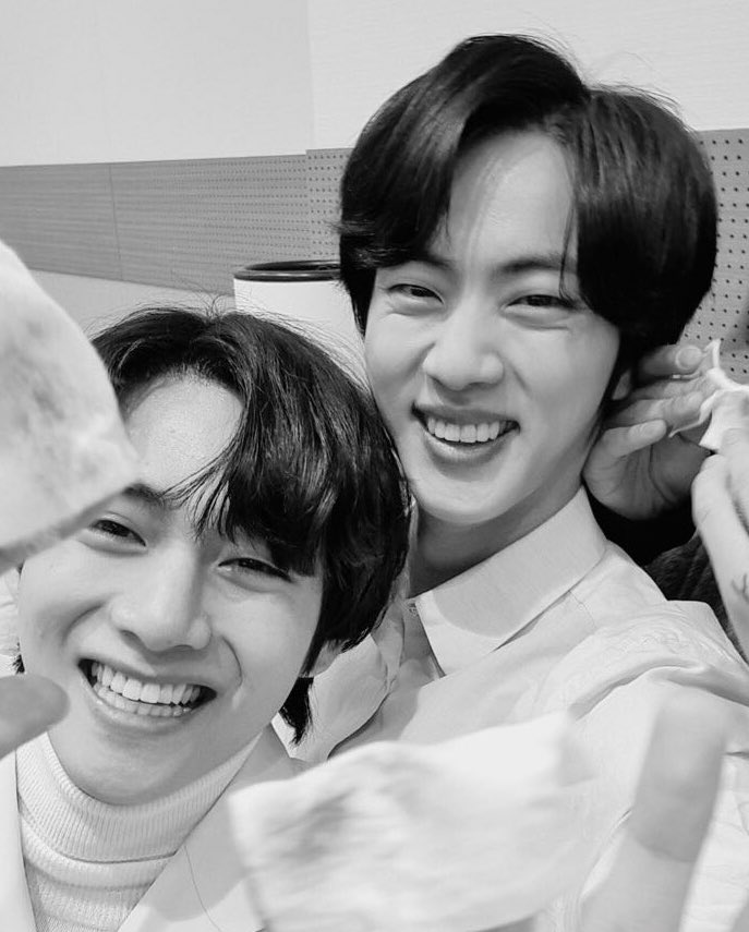 taejinshour's tweet photo. https://t.co/J0CSlMcKlh