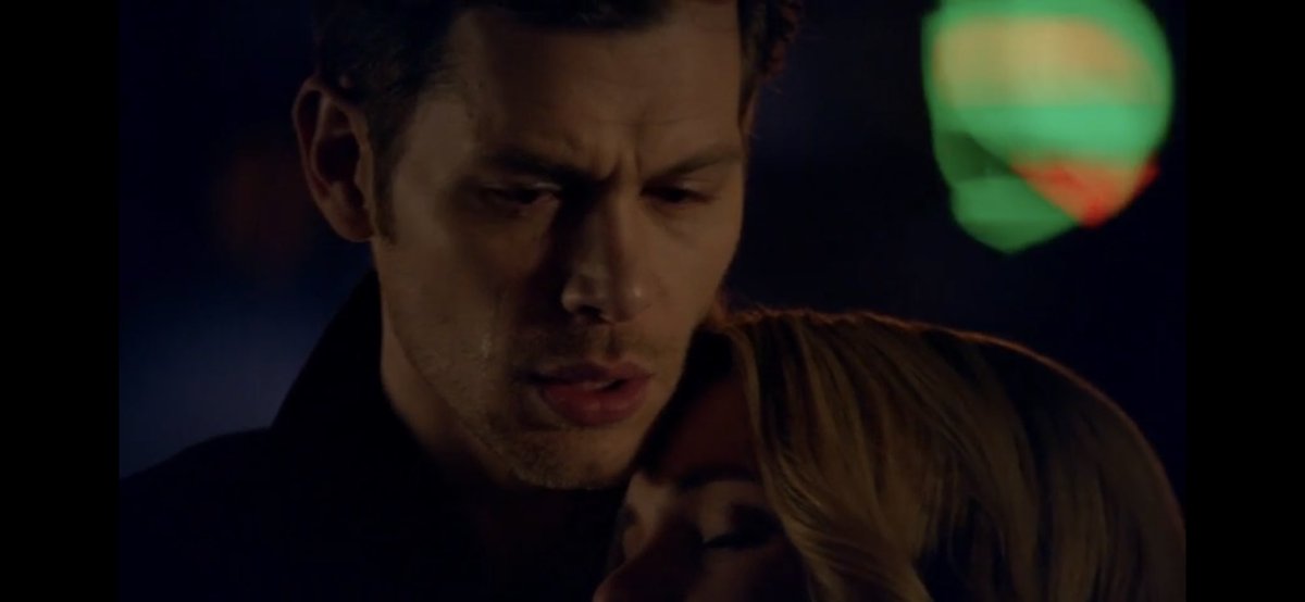 Cvrla0307's tweet photo. Io in una valle di lacrime per questa scena di #TheOriginals …
Scusate ma una delle più tristi…Klaus in quello stato, poi, non credo di superarlo facilmente https://t.co/ZXKZbKFIJQ