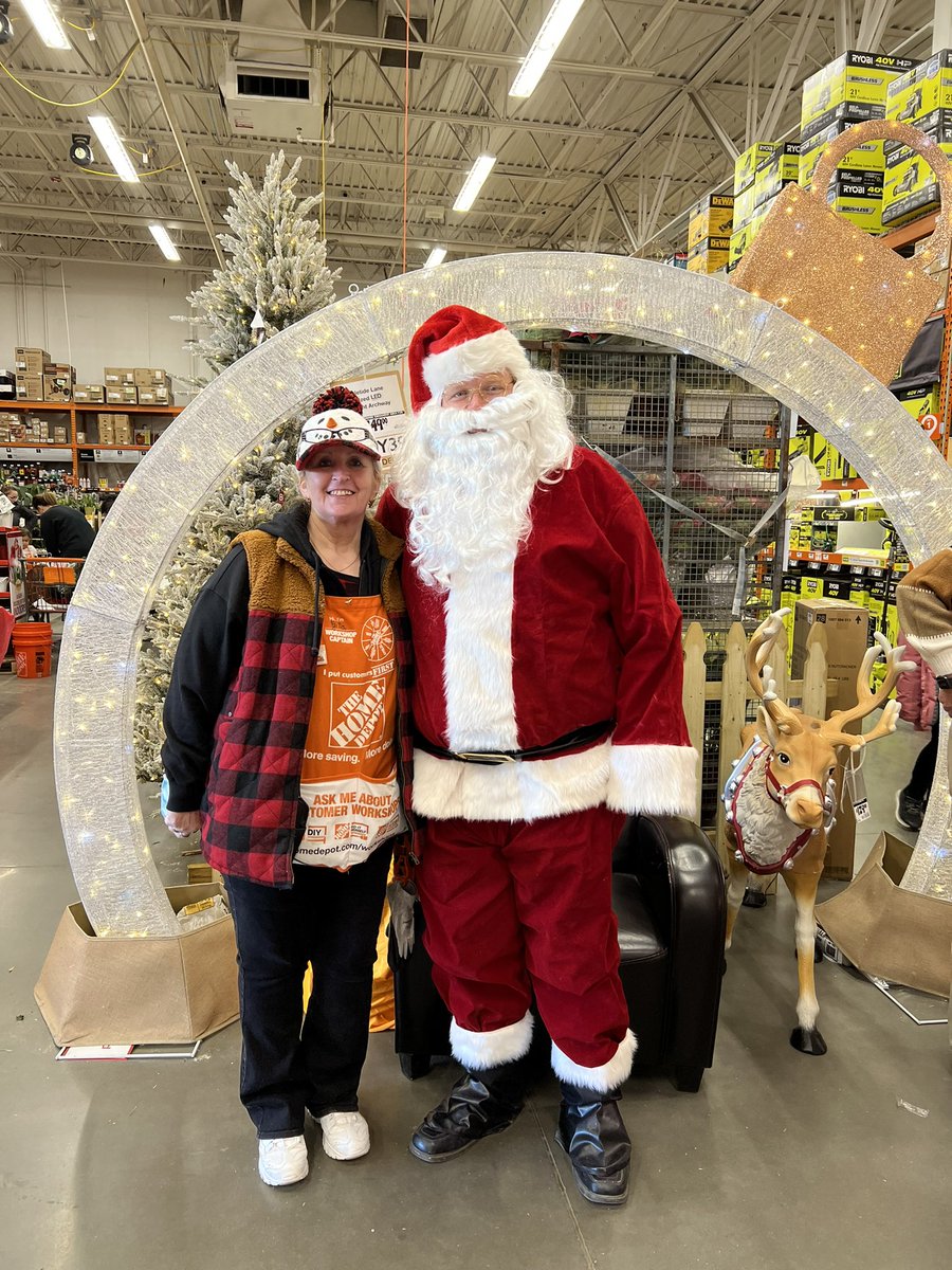 Kids Workshop and Santa