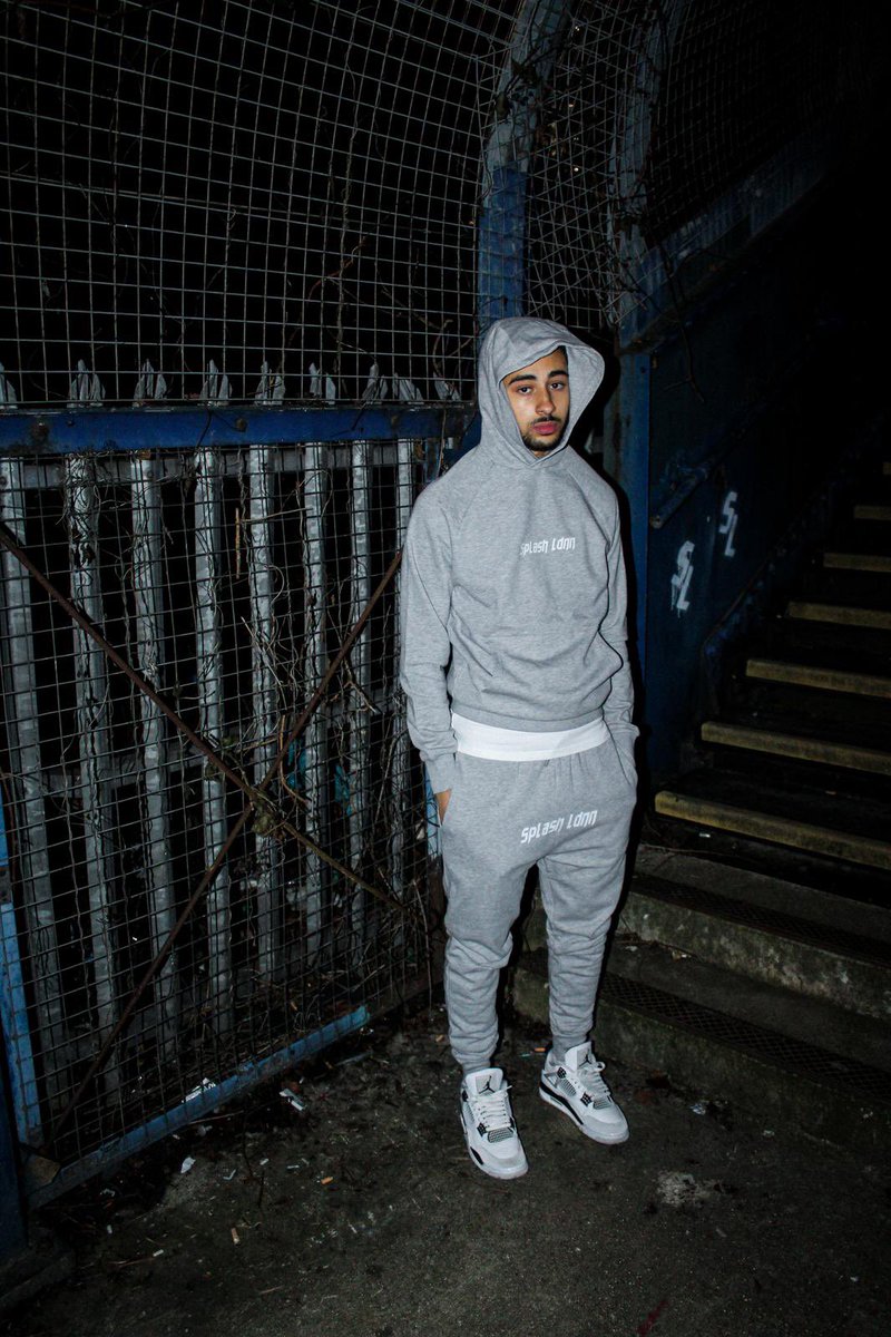 SplashLdnn's tweet photo. SL Racer Tracksuits Available Now!

https://t.co/I5kkbPG2Ka https://t.co/Pd8yKCtl4h