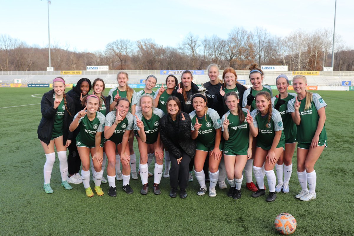 Today was a day I will remember &amp; treasure for the rest of my life. It was one that caps all in 20+ years of coaching.
ALL 4️⃣ HS teams qualify for CL, 3️⃣ of which win the conference, 2️⃣ of which were undefeated and 1️⃣ went 14-0-0

I can’t wait for the Spring Season 2010’s &amp; 09’s