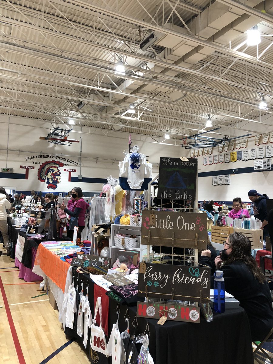 Dianne Zuk tweet media