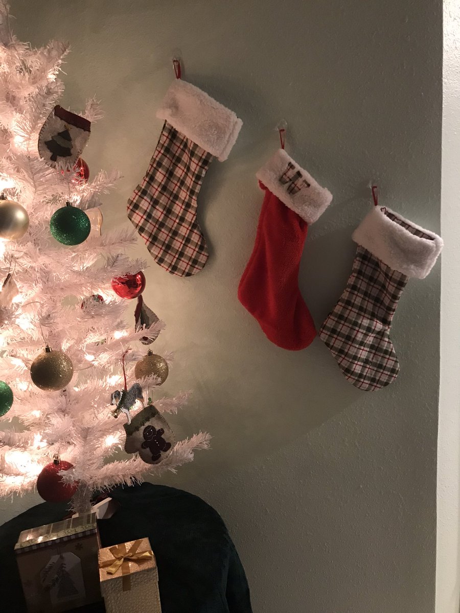 kennerloo's tweet photo. I sewed us new Christmas stockings https://t.co/n3Z8qzCM52