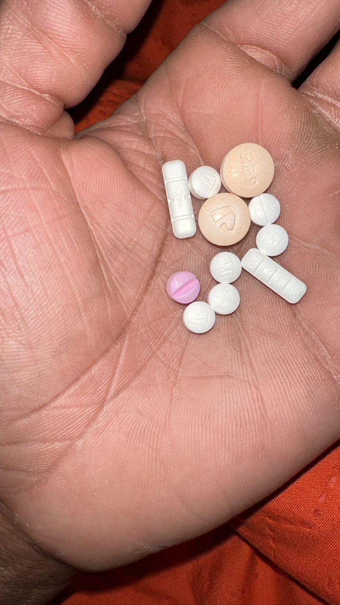 cantstopjerm's tweet photo. 🏃‍♂️ it 🆙 Get High 💤 Bitch Naggin Idk Y 🆓2️⃣0️⃣0️⃣ https://t.co/dWd0J7raOz