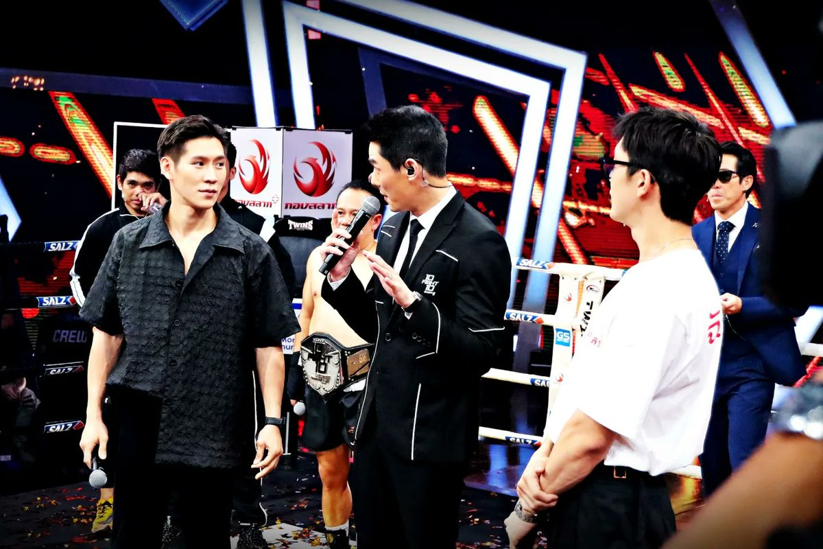 10Fight10's tweet photo. เป็นอีกคู่ที่ฟิตมากพลาดไม่ได้!!!
.
🥊 "ป๊อปปี้ รัชพงศ์" #ทีมดำ  ปะทะเดือด "เกรท สพล" #ทีมขาว
.
📍 จัดหนัก! วันพุธที่ 7 ธันวาคมนี้ ถ่ายทอดสด เวลา 20.05 น. 
#ยิ่งเดือด #ยิ่งมัน #ยิ่งใหญ่
 .
#10Fight10Season3  
#WorkPoint 
#Workpoint23 
#เจมีดี 
#GSBATTERY https://t.co/9eIxgv88cO