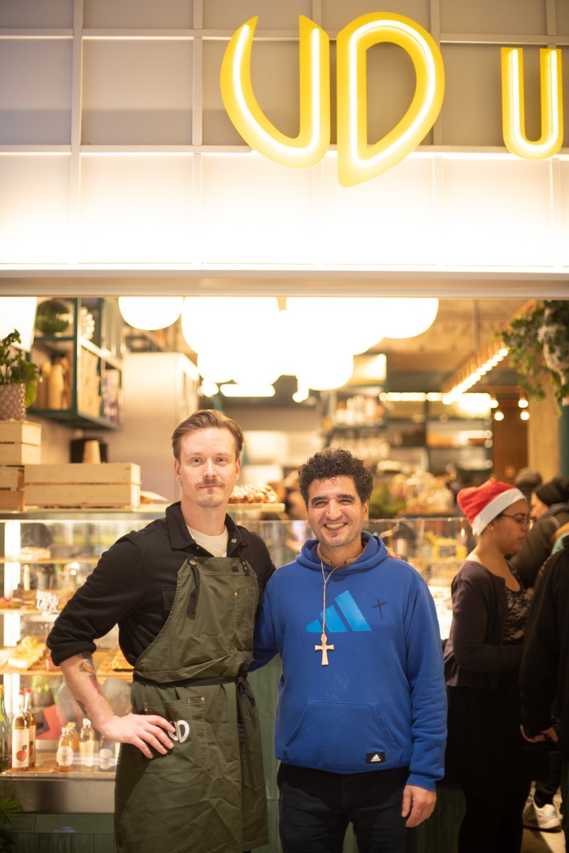 Urban Deli arrangerar i samarbete med initiativtagaren Kavian Ferdowsi ett 33 dagars långt julbord för hemlösa på Urban Deli på Centralstationen i Stockholm. 💚
tinyurl.com/bde5vmes