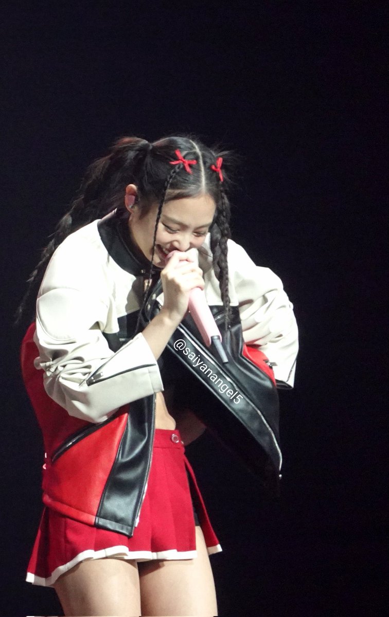 jenniepics's tweet photo. https://t.co/ZQeCMGlSyl