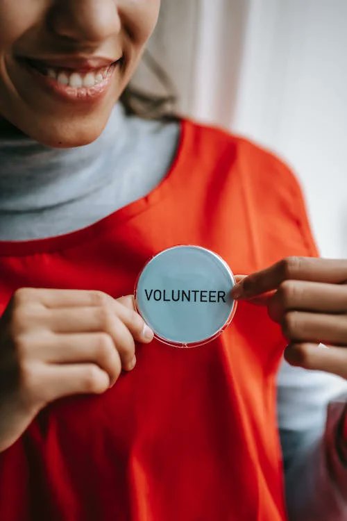Happy International Volunteer Day to all the volunteers around the world! 

This year theme for #IVD is solidarity through volunteering. Volunteering is where compassion meets solidarity. 

#AllforChildren #volunteering #volunteerday2022