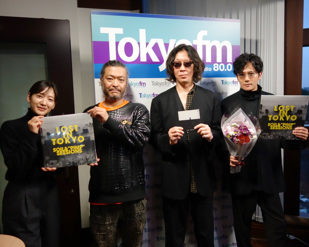 FjM7Fj3akAIxbs2?format=jpg&name=orig