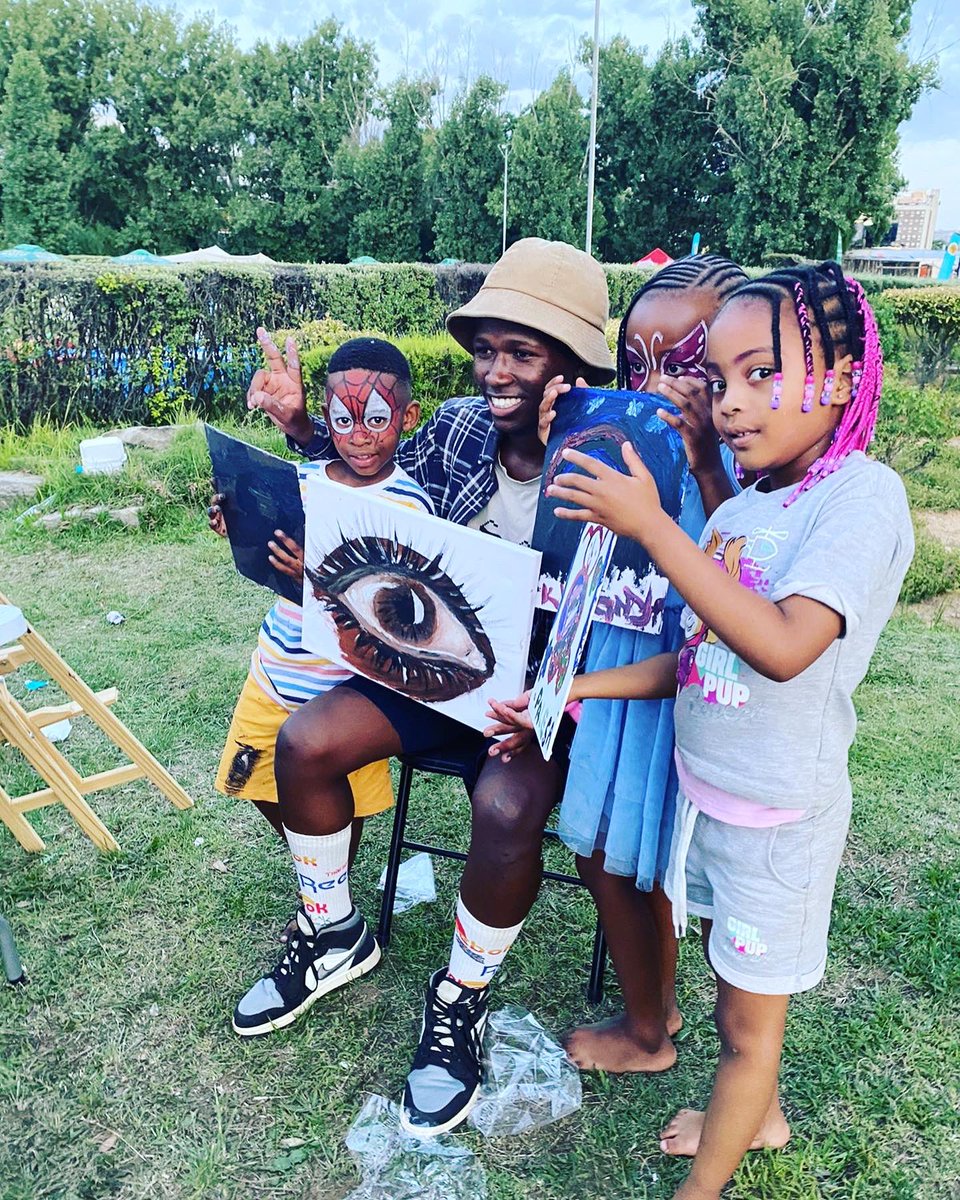 MaxSCorner01's tweet photo. Our painting stall had lots of beautiful artists bringing our their creative side at @FoodMaseru 

Thank you @uncle.donze for joining our young creatives

#lesotho #eventslesotho #visitlesotho #creativecorner #lstwitter https://t.co/wXrO6DG4Pr