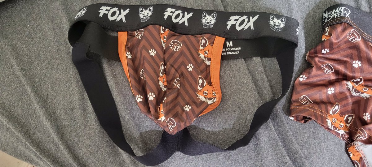 XxCreamPufffxX's tweet photo. Bought these for my boyfriend as a Christmas gift and thought “man these are pretty cute!” And decided to give it to him as an very early Christmas gift :) 
He kept going “hehehehe” so I think he likes them haha

Thank you @NomadComplex for making these!! :) https://t.co/bAgFLQuZPK