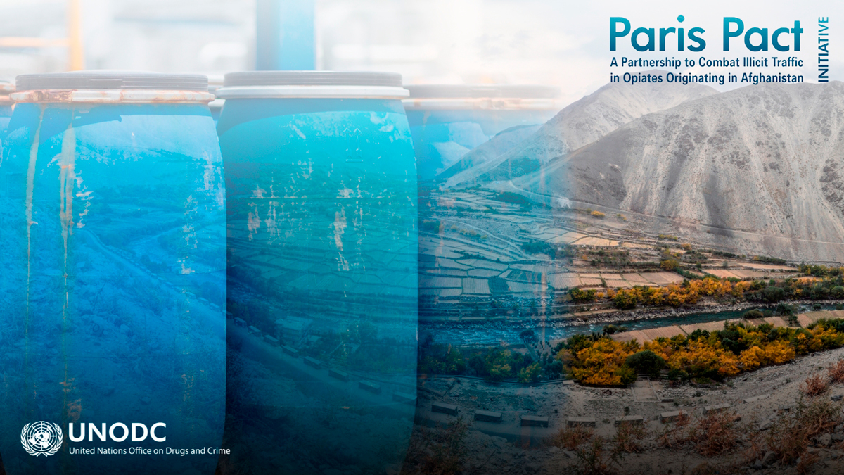 UNODC's tweet photo. Today the decision-making body of the #ParisPact meet in Vienna to review and strengthen the partnership to combat illicit traffic in opiates originating in Afghanistan.
Learn more about the 4 pillars of the Vienna Declaration that guide the action ➡️ https://t.co/nZsQ0eEhtW https://t.co/kKpKzz5vXl
