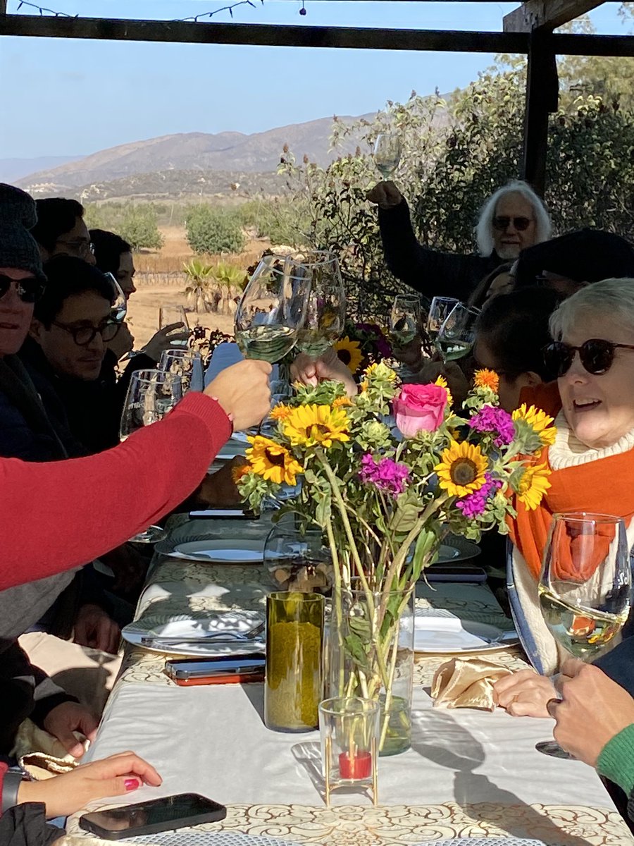 #ExperienciaVIP #valledeguadalupe #BajaCalifornia #Thewineroute #tourprivado #cocinadeautor #vinomexicano wineroutebaja.com 🍷👩‍🍳🔪🍽