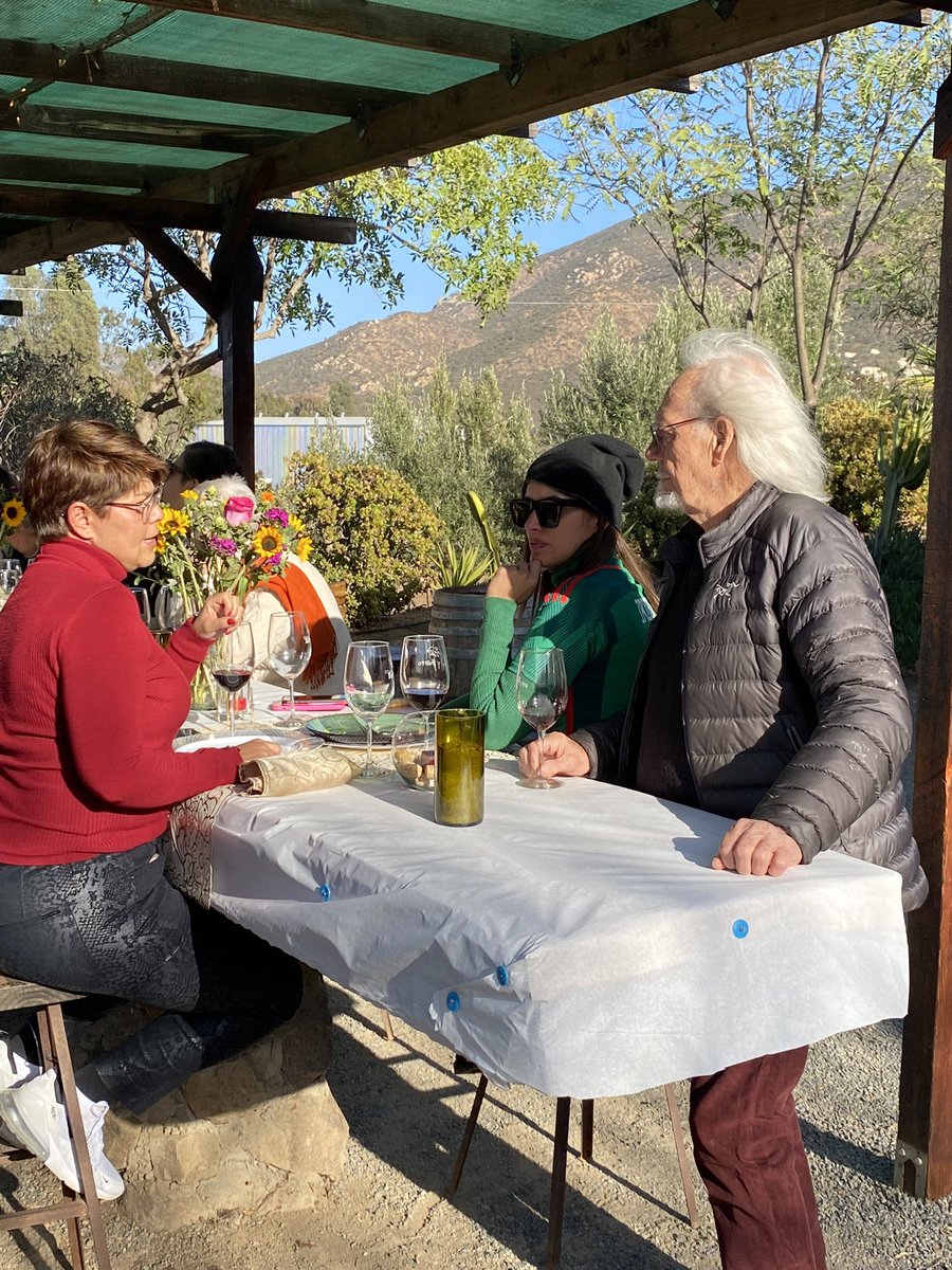 wineroute_baja's tweet photo. #ExperienciaVIP #valledeguadalupe #BajaCalifornia #Thewineroute #tourprivado #cocinadeautor #vinomexicano https://t.co/mKGabqYL3d 🍷👩‍🍳🔪🍽 https://t.co/Jr365m5Ej8