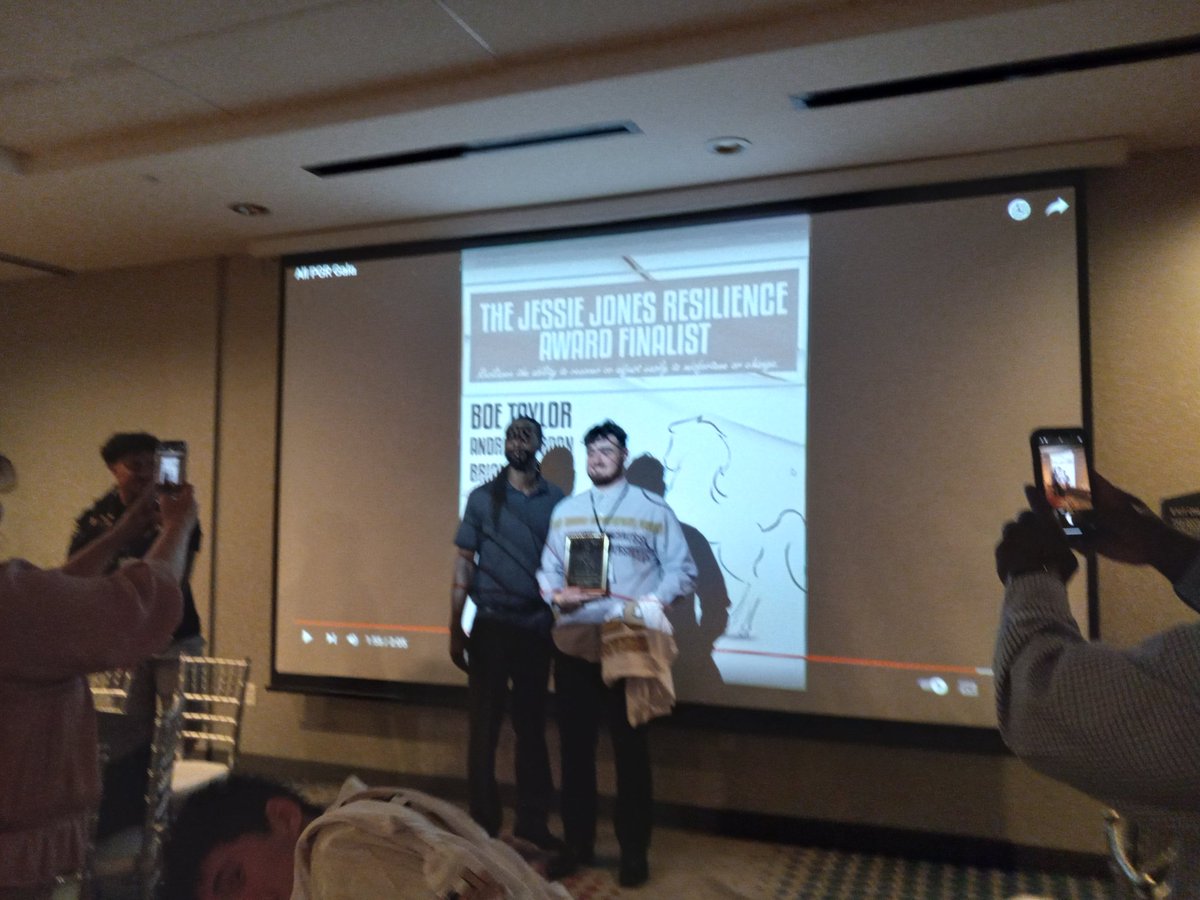 Boe J Taylor tweet media