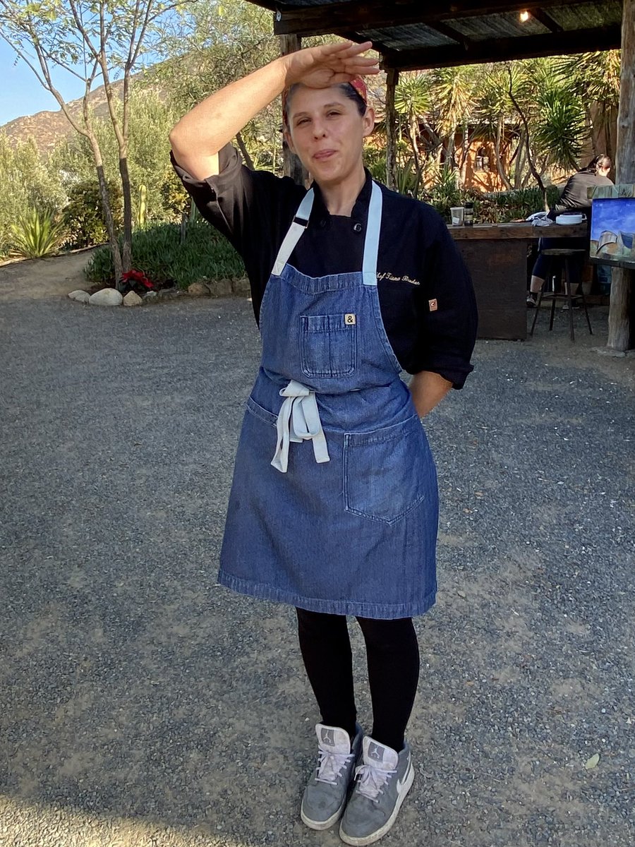 wineroute_baja's tweet photo. #ChefTiciana #Thewineroute #BajaCalifornia #experienciavip #personalizsdo #tourprivado #cocinadebaja #cocinagourmet #chef #thewineroute #valledeguadalupe  🍽👩‍🍳🔪🍷 https://t.co/mKGabqYL3d https://t.co/TI7zVXvdzY
