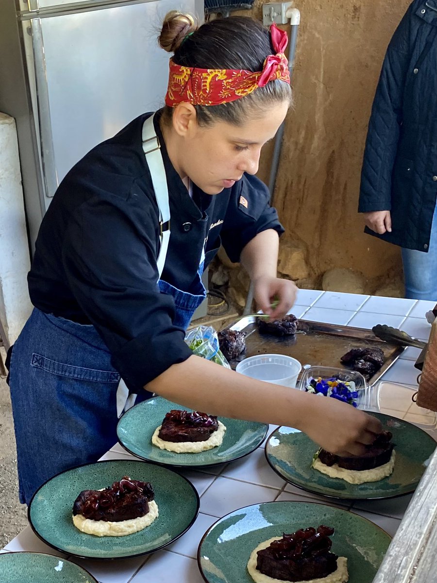 wineroute_baja's tweet photo. #ChefTiciana #Thewineroute #BajaCalifornia #experienciavip #personalizsdo #tourprivado #cocinadebaja #cocinagourmet #chef #thewineroute #valledeguadalupe  🍽👩‍🍳🔪🍷 https://t.co/mKGabqYL3d https://t.co/TI7zVXvdzY