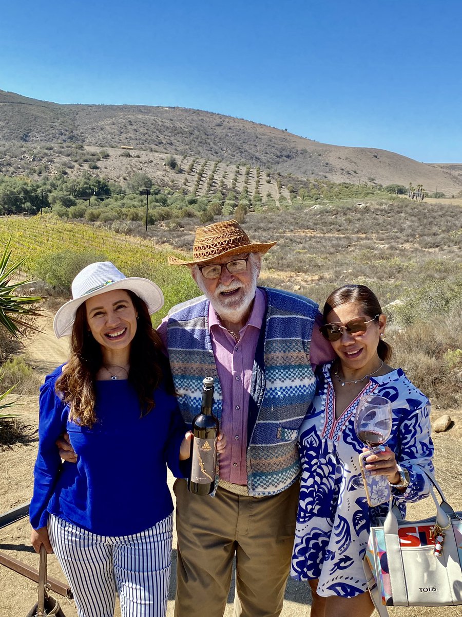 #winetour #valledeguadalupe #BajaCalifornia #MisionesdeCalifornia #enologo #thewineroute #tourprivado