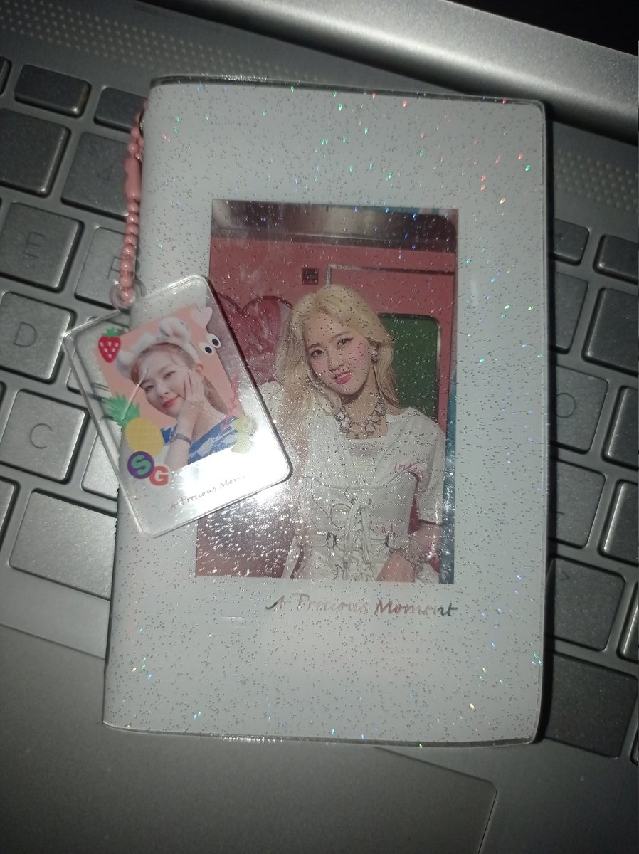 seuulmihyuun's tweet photo. 📨 #seuulmailhyuun ૮ ˶ᵔ ᵕ ᵔ˶ ა ♡ 

     kinikilig pa rin aq sa itskunst pls 😭 thank you so much bebe @thenameisrej for letting me adopt her + for supporting &amp; believing me. alam m na eon 🥺 may kasama pang sieun 😭 proud ako satin!! luv yewww!! see u soon 🤍 #rejfeedbacks https://t.co/WhypY8hA1n