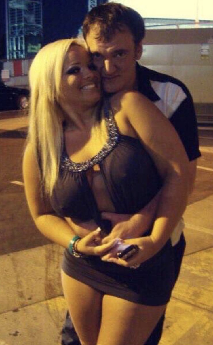 mazzypopstar's tweet photo. Why doesn’t anyone talk about the fact that Quentin Tarantino used to date Trisha Paytas and he even loosely based Uma Thurman’s KiII Bill character on her https://t.co/iLAefWTC5R
