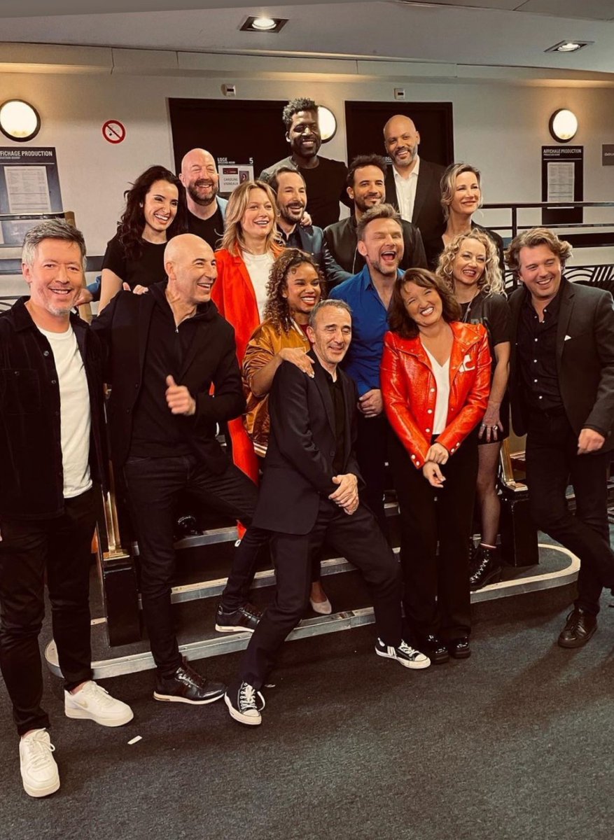 Superbe spectacle d ' <a href="/anne_roumanoff/">Anne Roumanoff</a>  hier soir à  <a href="/OLYMPIAHALL/">L'Olympia</a> pour ses 35 ans de carrière 🎉❤️ <a href="/cvigneaux/">Caroline Vigneaux</a> <a href="/IsabelleVitari/">Isabelle Vitari</a> @Jeanfi_Janssens <a href="/SemounElie/">elie semoun</a> <a href="/sachajudaszko/">sacha judaszko</a> <a href="/regismailhot/">regis mailhot</a> <a href="/laurent_barat/">Laurent Barat</a>  <a href="/fredsigrist/">Frédérick Sigrist</a> <a href="/SemounElie/">elie semoun</a> #nicolascanteloup #virginiehocq <a href="/ChristelChollet/">Christelle Chollet</a> etc🎈🎉