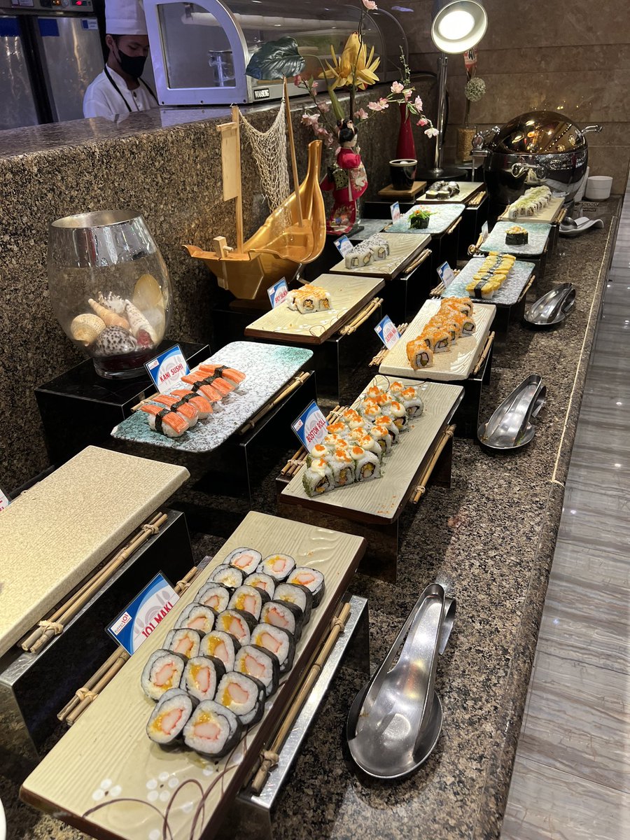 Keanboi27's tweet photo. Eto tlga fav ko sa mga buffet haha #Buffet101 https://t.co/NPK9Xdyu2z
