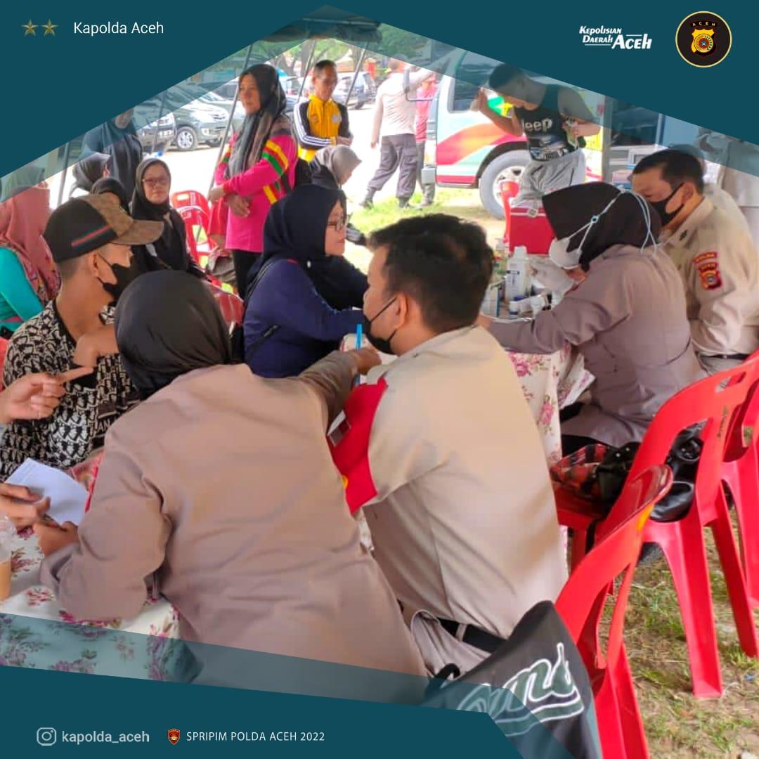 MPuhenri's tweet photo. Pelaksanaan Bakti Sosial Pengobatan Massal, Pemeriksaan Lab. Sederhana dan Vaksinasi bg masy secara gratis.
@kapolda_aceh
@winardy98
@divisihumaspolri
#bidhumaspoldaaceh #polripresisi #kapoldaaceh #quickwinspresisi #forkopimdaaceh
#polresacehtenggara
#kapolresacehtenggara https://t.co/dV5mBLTiiH