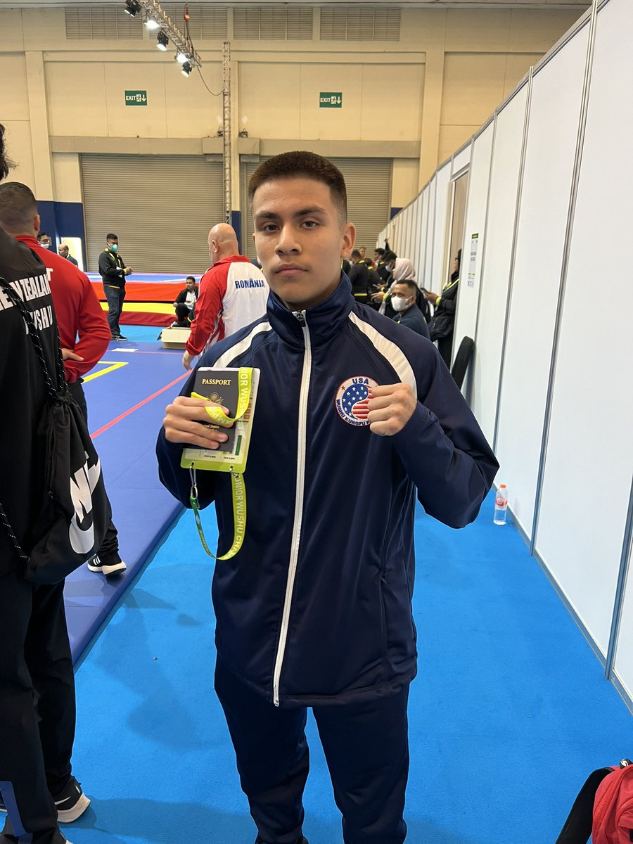 vincentmengusa's tweet photo. 4 weighed in 1 out for injury. 
Shea Scarborough - F 52kg✅
Ralph Dadole - M 48kg (injury default)
David Lopez - M 52kg✅
Derikson Meng - M 65kg✅
Giovanni Smith - M 70kg✅ https://t.co/JLxAEdTbEO