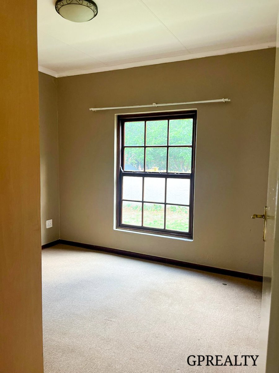 3 Bedroom 2 Bathroom family house for rental at Kyalami Terrace
R15 500

#gprealty
#properties 
#midrand
#house
#rental
#kyalamiterrace