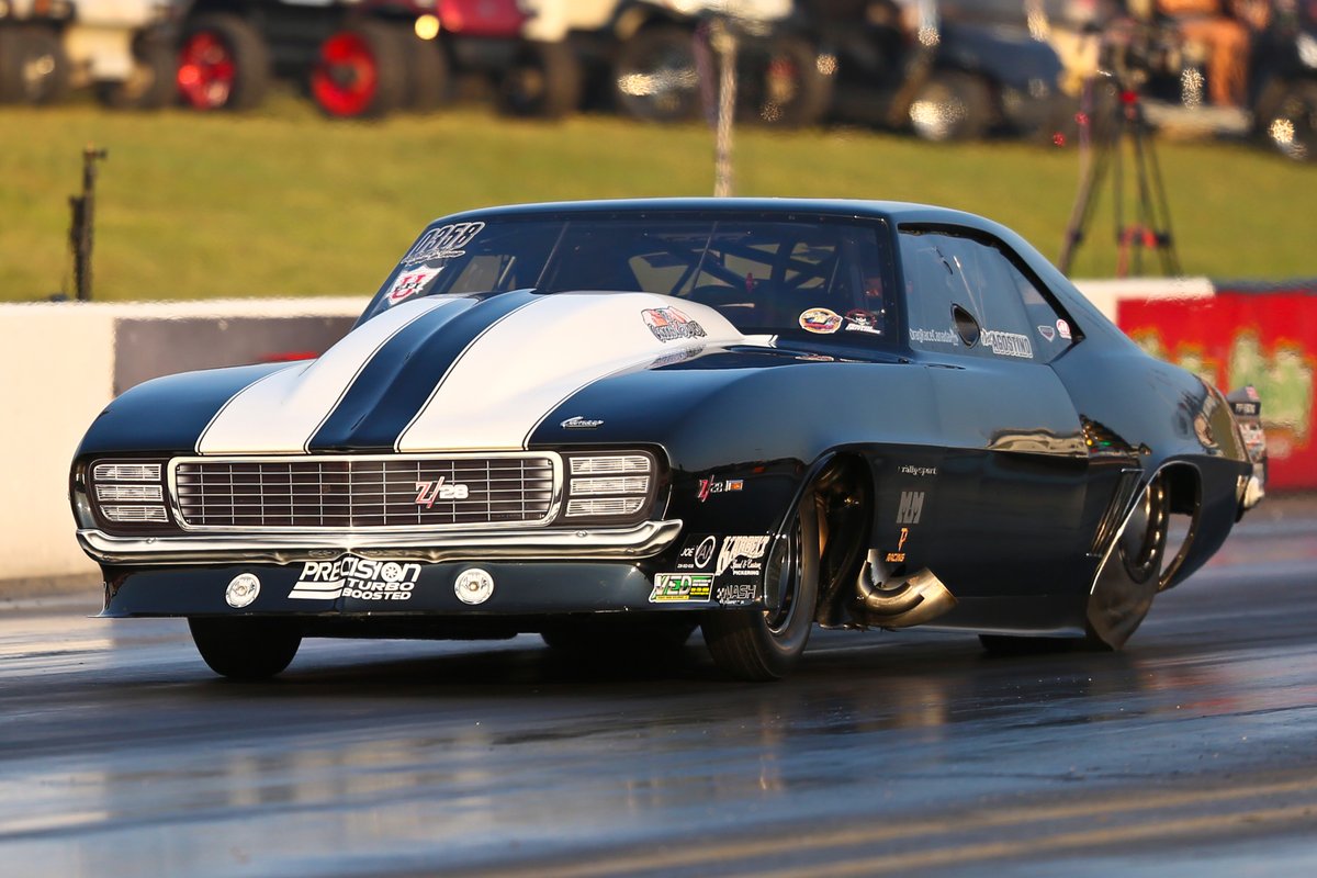 RaceVMP's tweet image. @PDRARacing Pro Street star, Nick Agostino, relies on a small block, twin turbocharged combination between the frame rails of his sleek Camaro, based out of Canada. 

#RaceVMP | #PDRARacing | #ProStreet | #NickAgostino | #SmallBlock | #TwinTurbos | #Chevrolet | #Camaro