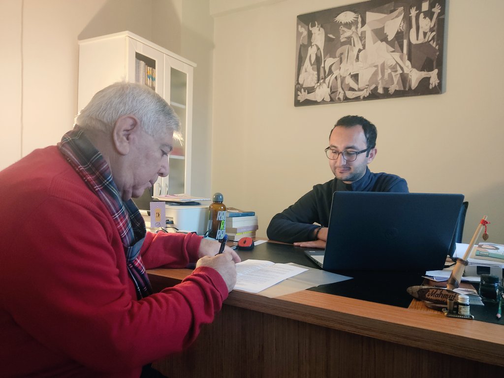 Virgül Çocuk'un ilk eseri, usta yazar Necati Güngör'den. Babamın Sedefli Çakısı, çok yakında sizlerle...