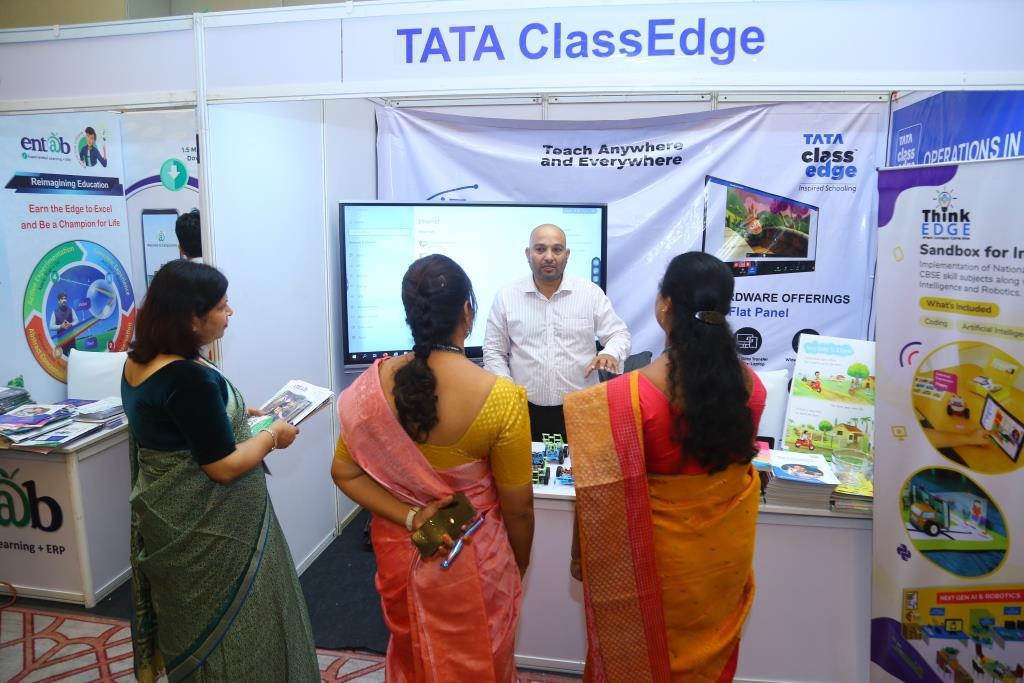 Educationglob's tweet photo. We were extremely fortunate to have had Tata Class Edge as part of the K-12 Summit Hyderabad. Thanks for the participation and support!
#gbrc #globalbusinessreconnect #globalk12summit #k12summit #k12conference #educationglobal #educationconference #educationsummit #tata https://t.co/5iAccR3BIV