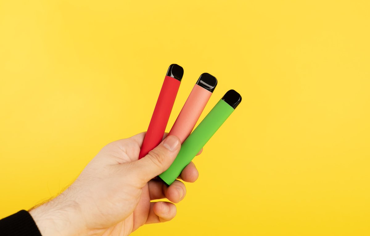 smokefreesheff's tweet photo. E-cigarettes are the most popular stop smoking aid in England, having helped thousands of people cut down cigarettes and eventually quit for good.
Although they're not currently available on prescription they're cheaper than cigarettes and tobacco pouches. #Vapin https://t.co/0stJ1G8gtr