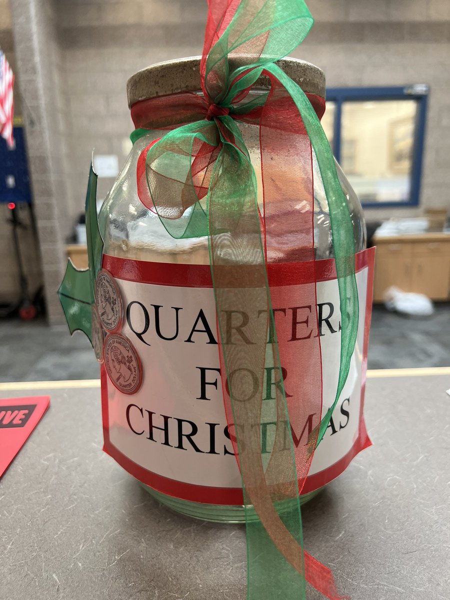 rockcanyonelem's tweet photo. KSL has promised us a very special surprise if we raise more money than we did last year! We have a long ways to go to beat our goal for this year, so please donate if you can! A little bit goes a long way!

#kslquartersforchristmas #RoadRunnersROCK https://t.co/KR7tGNyKtU
