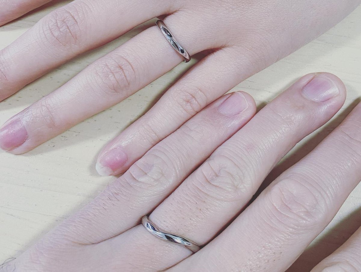 本日結婚しました！
夫婦共々よろしくお願いします🤲