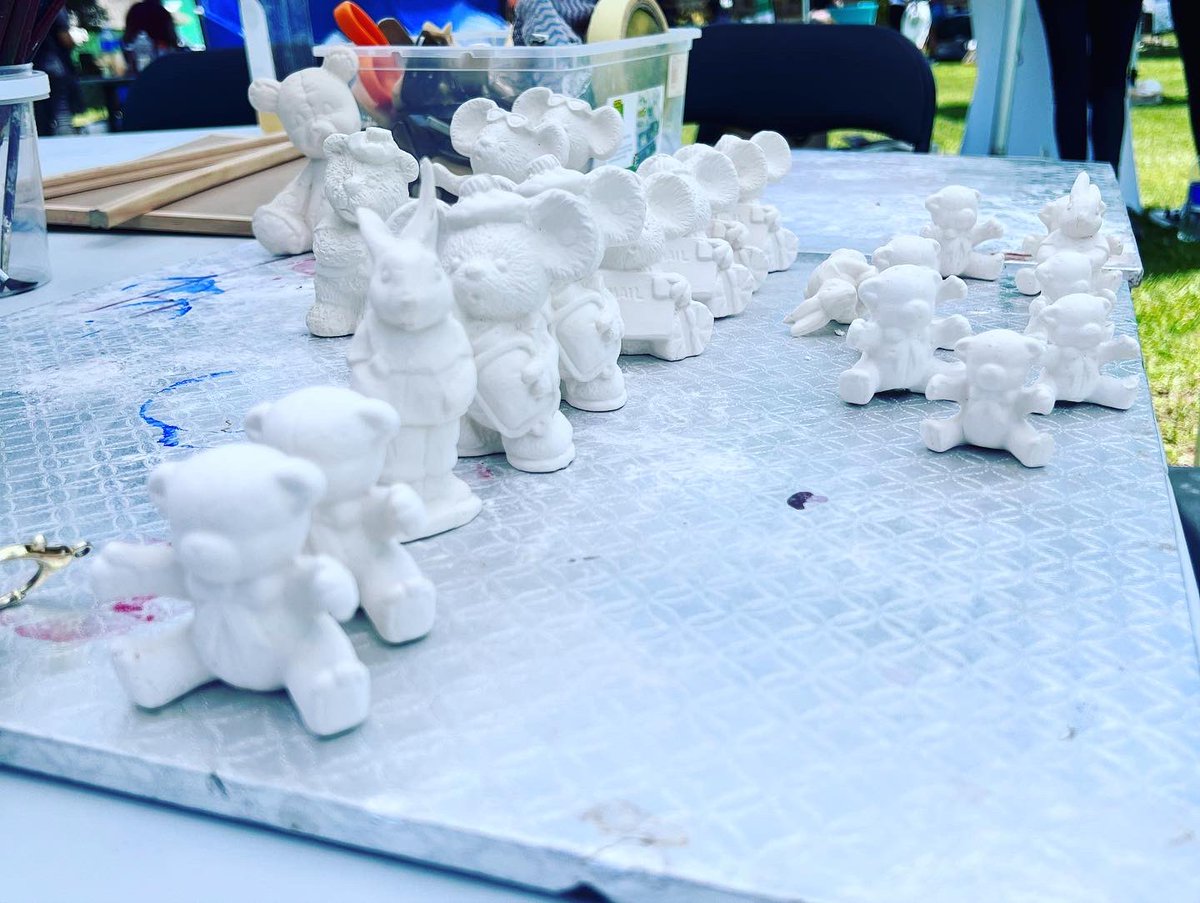 MaxSCorner01's tweet image. We like to create spaces where people can just relax and enjoy the day without any stress. 

Did you catch our pop up at @maseru_food_market. Join us next time ❤️

#eventslesotho #maserufoodmarket #lesotho #creativecorner #maxscorner #lstwitter