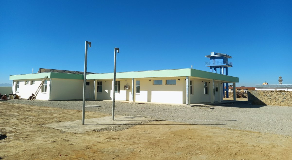 We <a href="/ICRC_af/">ICRC Afghanistan</a> have just finished building⛏️👷🏾🧱👷🏽‍♂️🏗️ a surgery ward at the Community Health Centre🏥 of #Nawa district in #Ghazni📸

Pregnant women🤰🏾 requiring a caesarean section and 40,000 district's inhabitants will get access to surgical services at a much closer distance now!