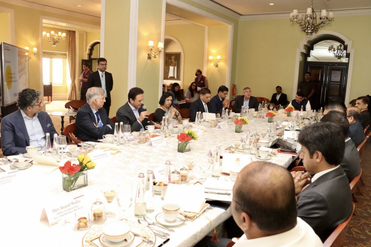 Devendra_Office's tweet photo. DCM #DevendraFadnavis chairs the round table conference ‘Reimagining Maharashtra’.
@PwC Global Chairman @Bob_Moritz, @PwC_IN Chairman Sanjeev Krishan, leaders from the industry Sanjeev Mehta, Arundhati Bhattacharya, Niranjan Hiranandani, Sharad Sanghi, Ness Wadia are present. https://t.co/MM17GgYQXw