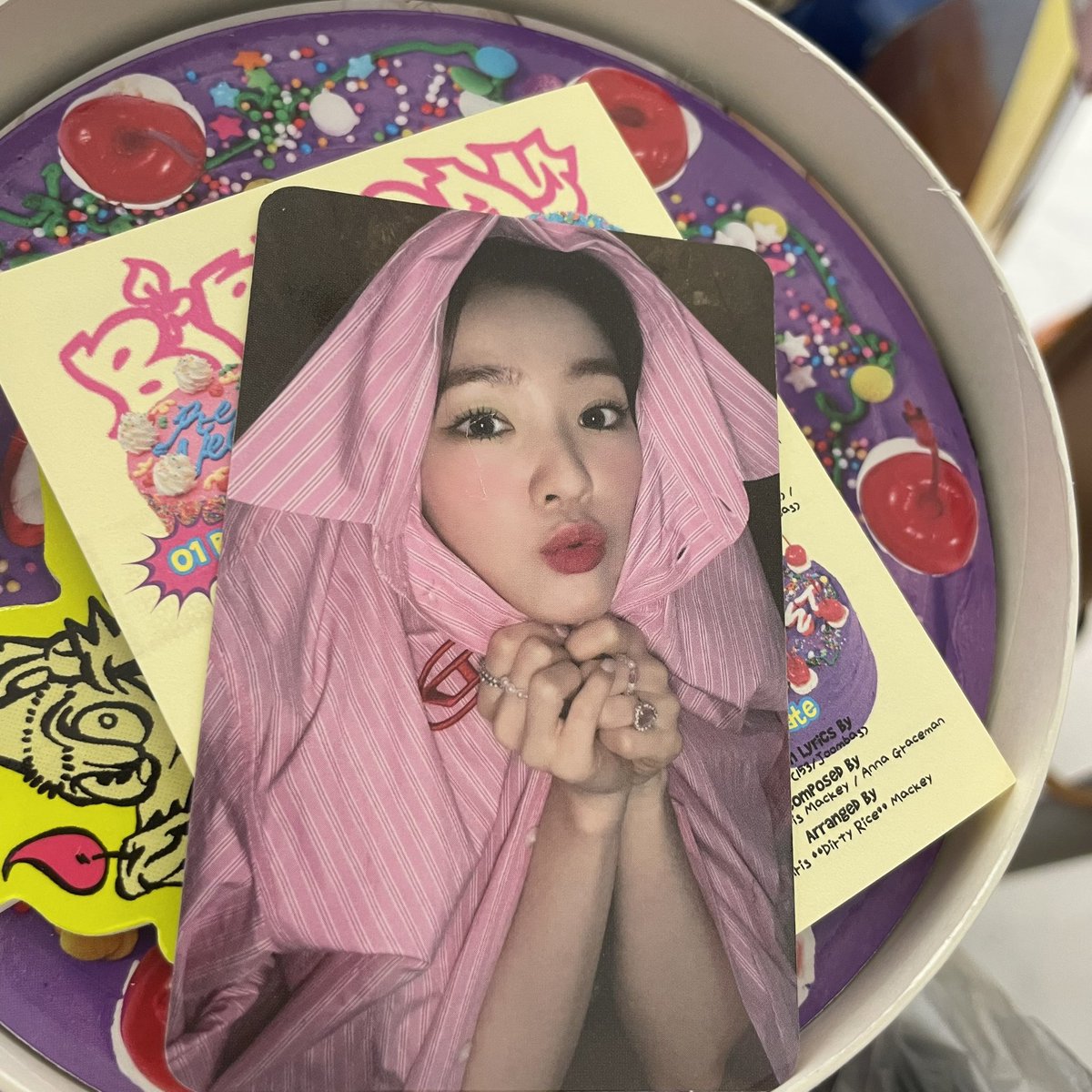 fnkxql's tweet photo. レドベル Red Velvet Birthday 交換 Cake ver

【譲】アイリーン

【求】同種スルギ

郵送での交換希望です。お気軽にお声掛けください💫 https://t.co/T3kJsgmfRh