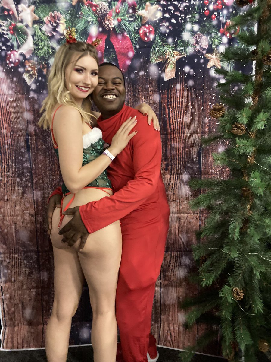 PORN 69 1️⃣5️⃣1️⃣K 🏆 The Award Winning Porn Site on Twitter: "RT