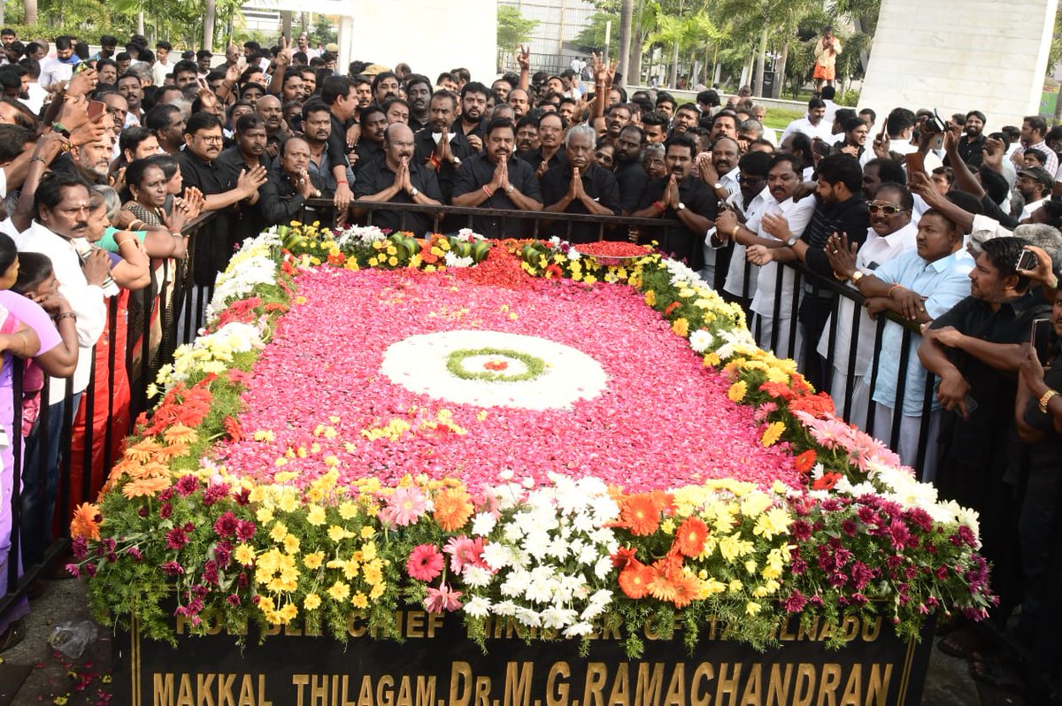 AIADMKOfficial's tweet photo. #என்றென்றும்அம்மா https://t.co/dLT6J6lw2N