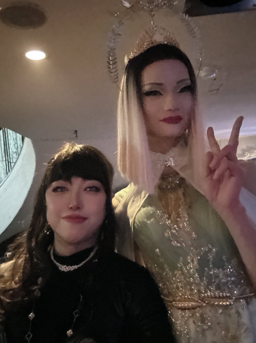 mihok0425's tweet photo. 今年最後のデパH楽しかったです
#女装  #女装さんと繋がりたい  #cd #Crossdreser  #偽娘　#女装家
#男の娘　#カマレズ  #女装メイク　#女装の男  #女装レズ  #女装男
#デパートメントH #デパチ https://t.co/RYhvMjd5Lz