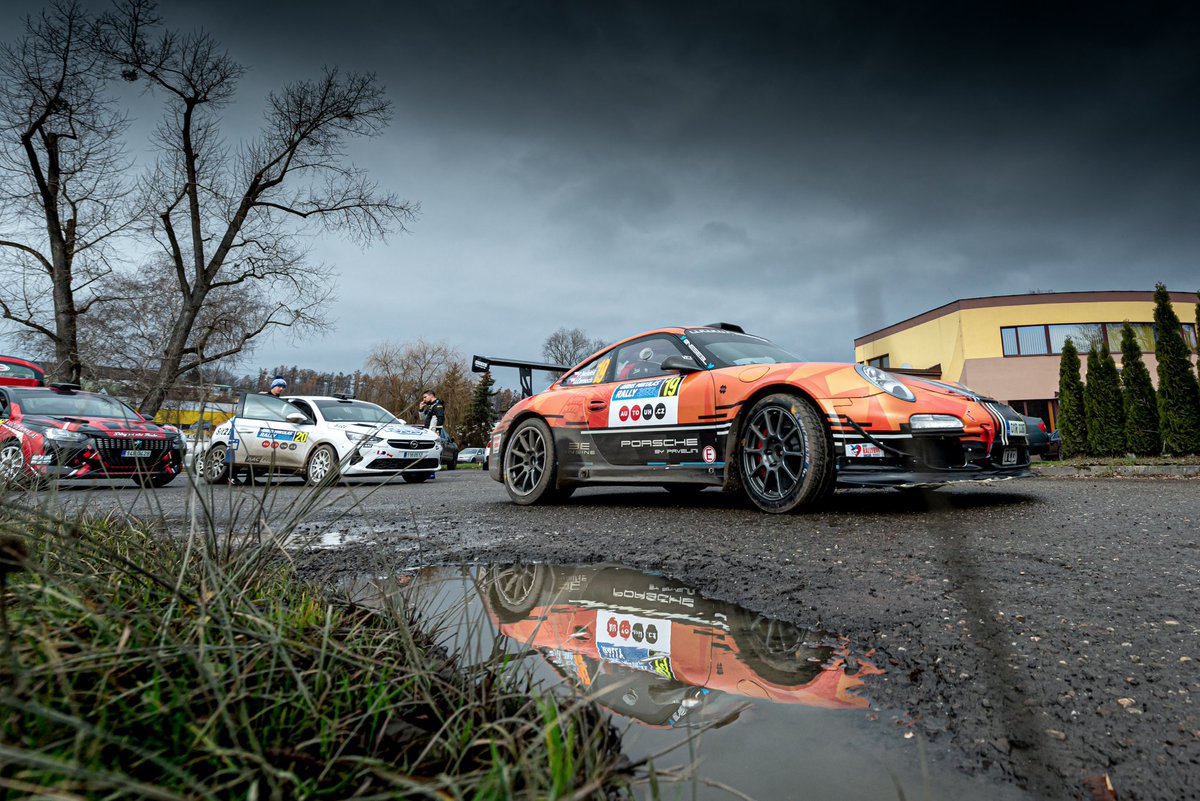 Nese3l's tweet photo. 12. Síť 21 Mikuláš Rally Slušovice 2022, 📸 Tom Káňa #Porsche #rally https://t.co/GbRfBIRQXT