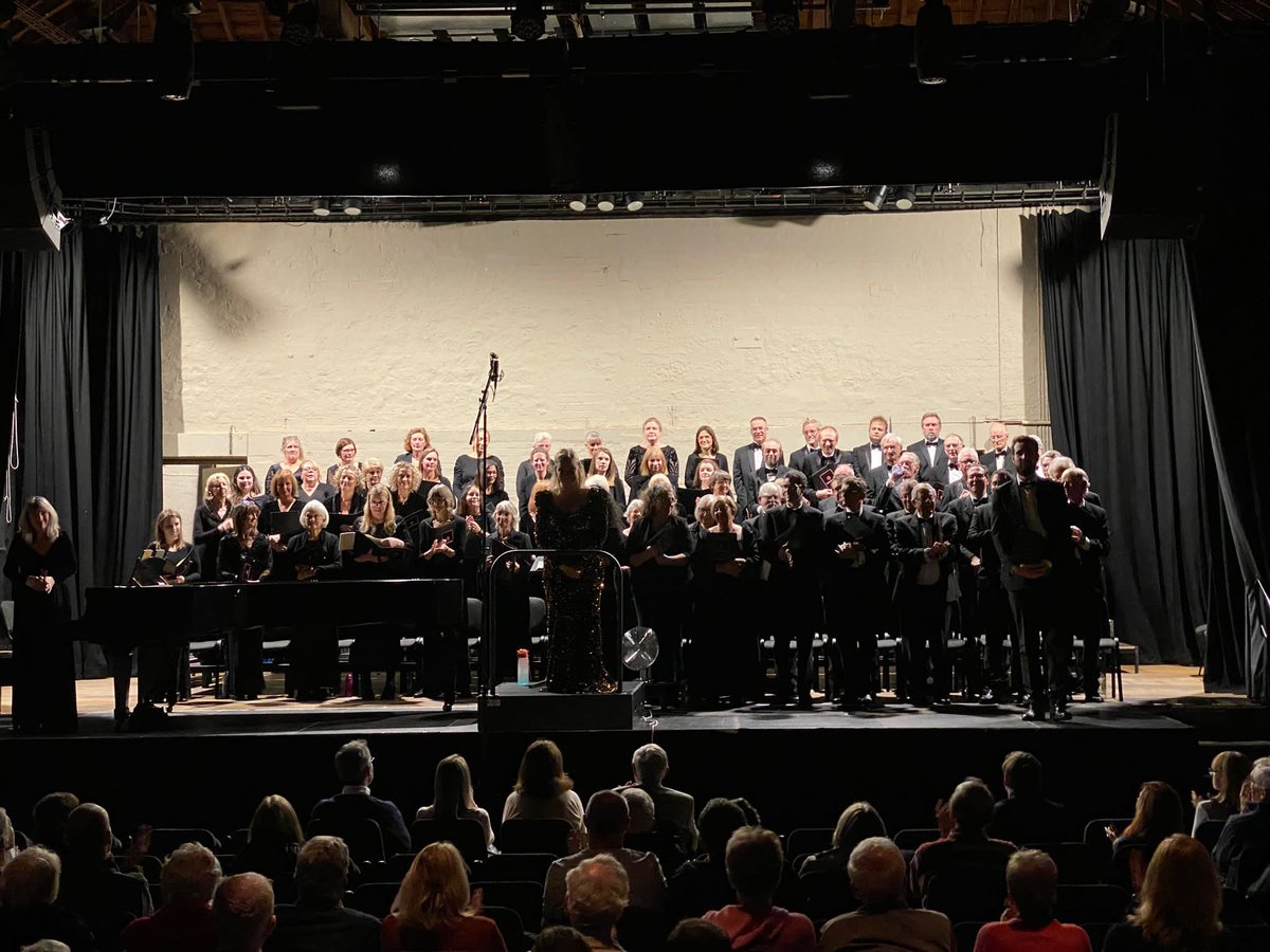 Luminosa (@luminosamusic) on Twitter photo Still on a high from our wonderful concert sponsored by <a href="/hattingleywines/">Hattingley Valley</a> of Brahms’ Requiem featuring @ElladeJongh and <a href="/JoeChalmers_/">Joe Chalmers</a> We had a fabulous time and judging by this video from pianist <a href="/VSeferinova/">Valentina Seferinova</a> so did our lovely audience! youtu.be/aPlIUSqtuoM 🎶🍷🎶 Still on a high from our wonderful concert sponsored by <a href="/hattingleywines/">Hattingley Valley</a> of Brahms’ Requiem featuring @ElladeJongh and <a href="/JoeChalmers_/">Joe Chalmers</a> We had a fabulous time and judging by this video from pianist <a href="/VSeferinova/">Valentina Seferinova</a> so did our lovely audience! youtu.be/aPlIUSqtuoM 🎶🍷🎶