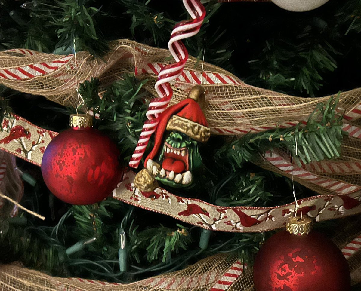 Shh! Don’t tell anyone I printed, painted, and hid this in the tree, <a href="/DuncanShadow/">DuncanShadow</a>