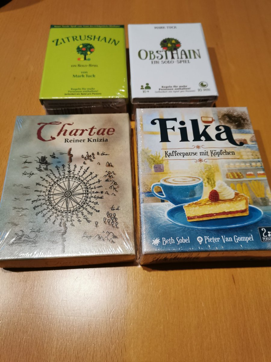 Pandaline_13's tweet photo. Endlich war die Post da 😍🤩
#BoardGameCircus #Fika #chartae #zitrushain #obsthain #Brettspiele https://t.co/XzQEsF0TSY