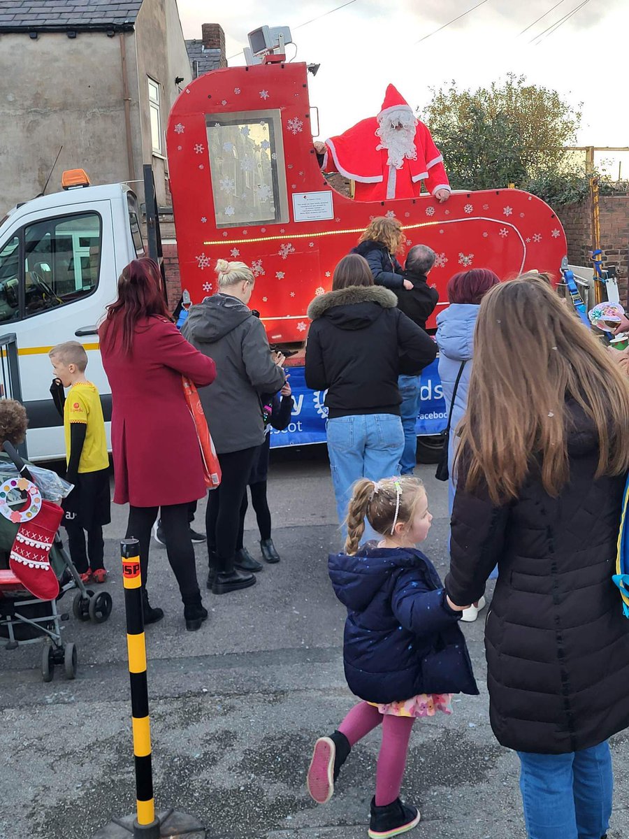 Retired Mayor Of Prescot May22-23 tweet media